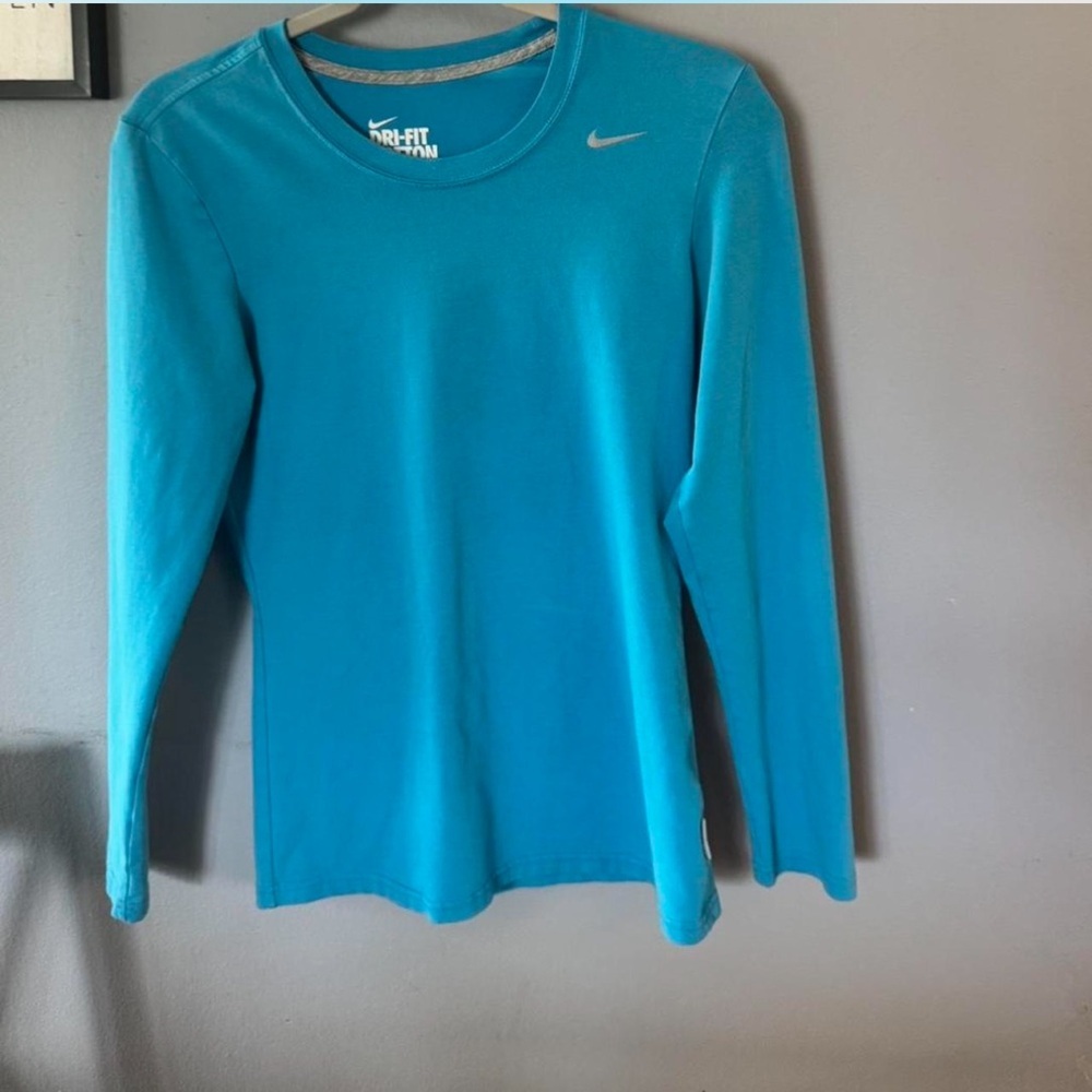 Nike Dri-FIT Long Sleeve Cotton Tee - Size Small